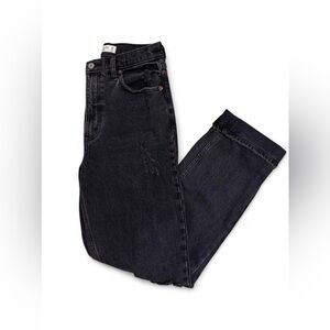 Abercrombie & Fitch ‘90s Straight Ultra High Rise Jeans